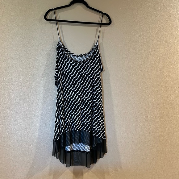 Jennifer Lopez top - Picture 1 of 5